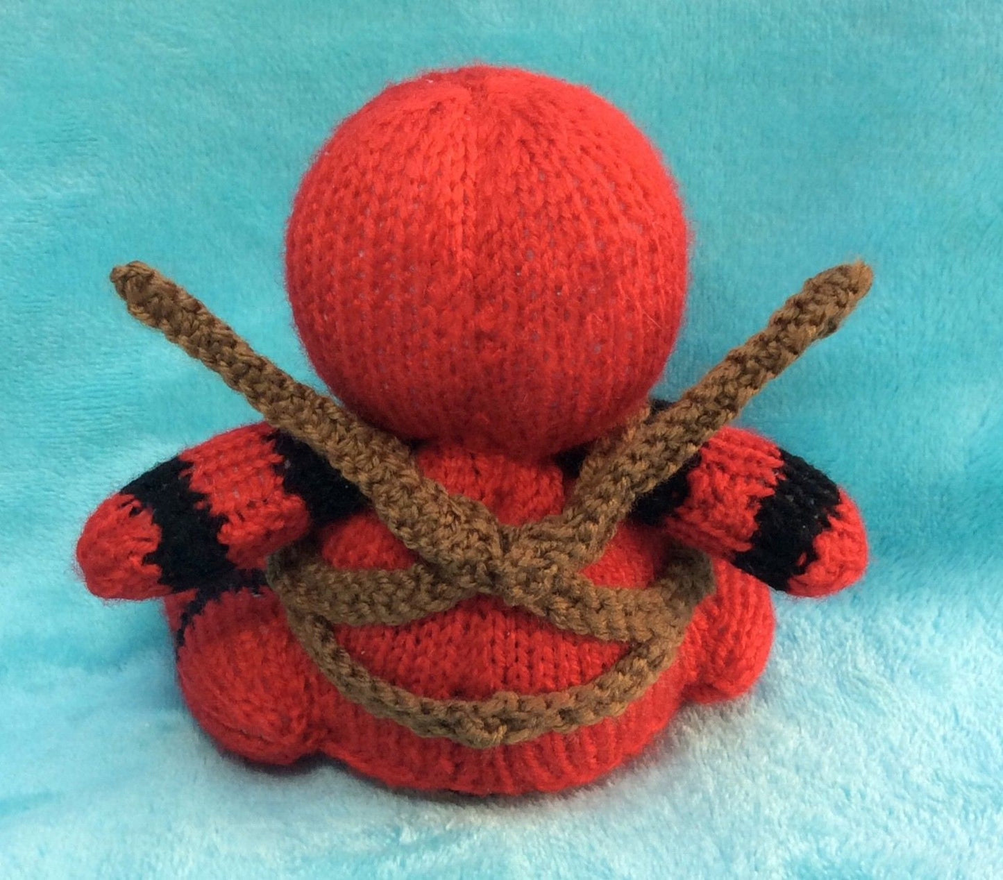 KNITTING PATTERN - Deadpool choc orange cover / 13 cms toy