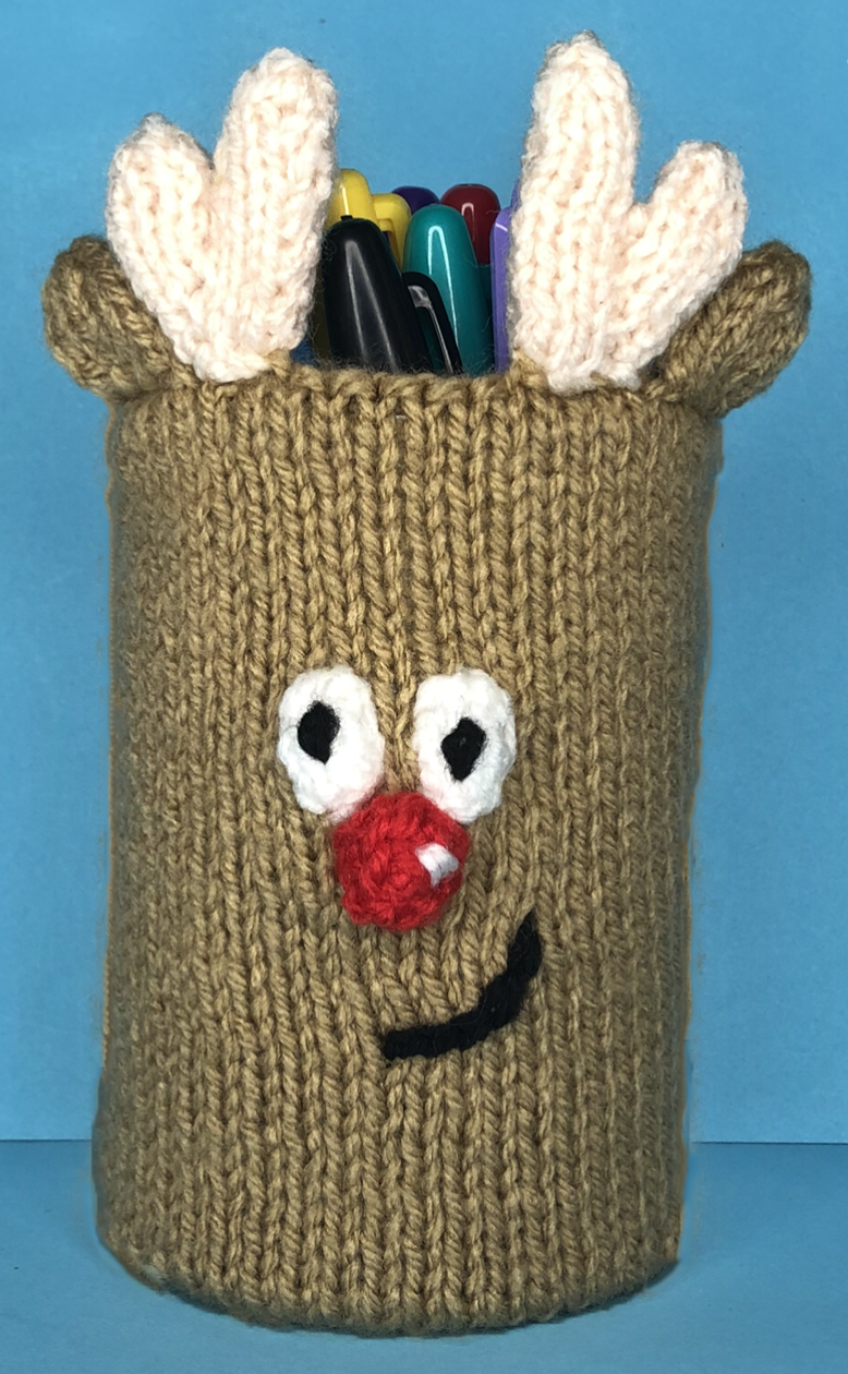 KNITTING PATTERN - Christmas Reindeer inspired Holder 15cm tall - fit tin can