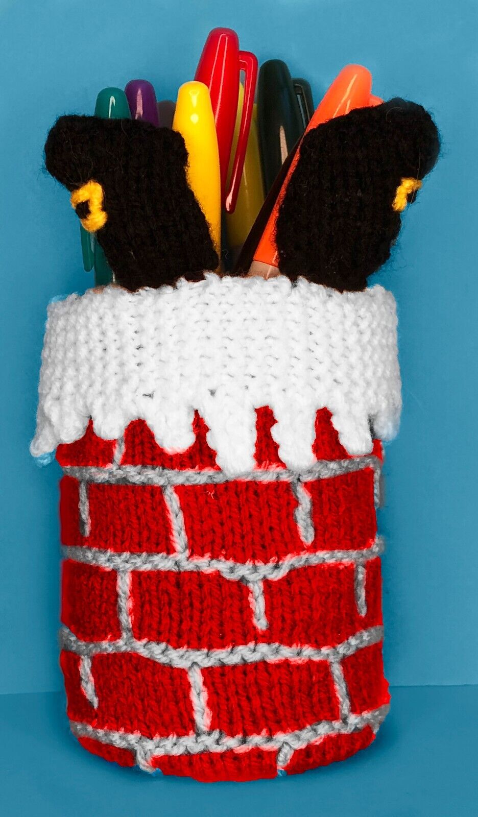 KNITTING PATTERN - Christmas Chimney inspired Holder 15cm tall - fit tin can